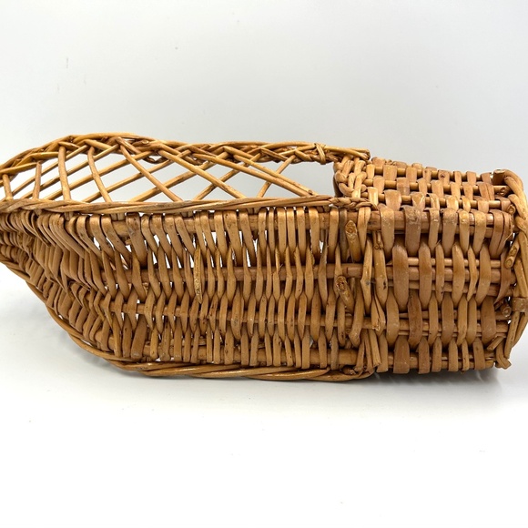 Vintage Wicker Wine Bottle Holder Natural Rattan Cane Caddy Pourer Boho Bar - Picture 8 of 10